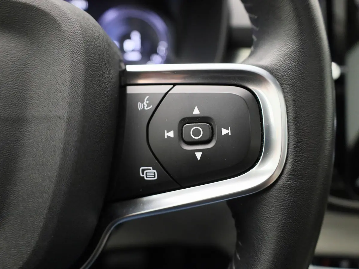 T5 Inscription | PANORAMADAK | ACHTERUITRIJCAMERA | STOELVERWARMING | STUURVERWARMING | APPLE CARPLAY - ANDROID AUTO | CLIMATE CONTROL | CRUISE CONTROL |