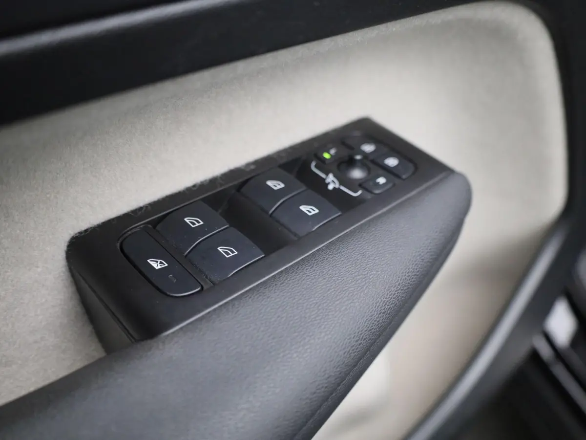 T5 Inscription | PANORAMADAK | ACHTERUITRIJCAMERA | STOELVERWARMING | STUURVERWARMING | APPLE CARPLAY - ANDROID AUTO | CLIMATE CONTROL | CRUISE CONTROL |