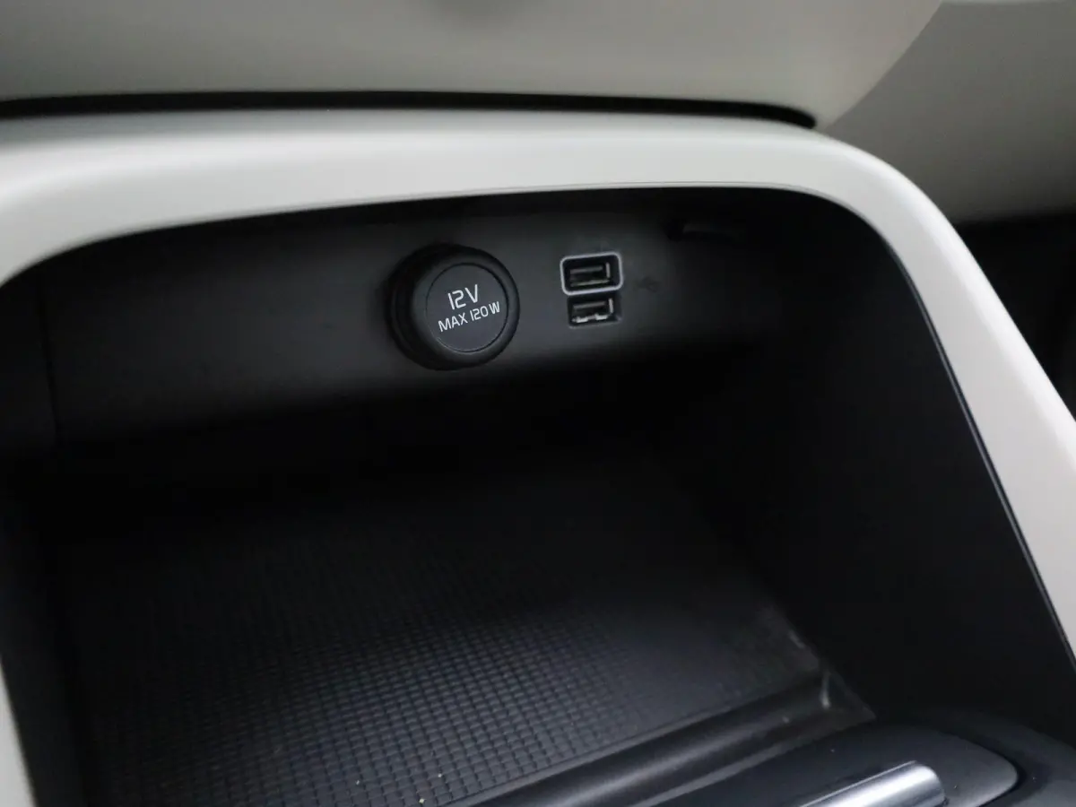 T5 Inscription | PANORAMADAK | ACHTERUITRIJCAMERA | STOELVERWARMING | STUURVERWARMING | APPLE CARPLAY - ANDROID AUTO | CLIMATE CONTROL | CRUISE CONTROL |