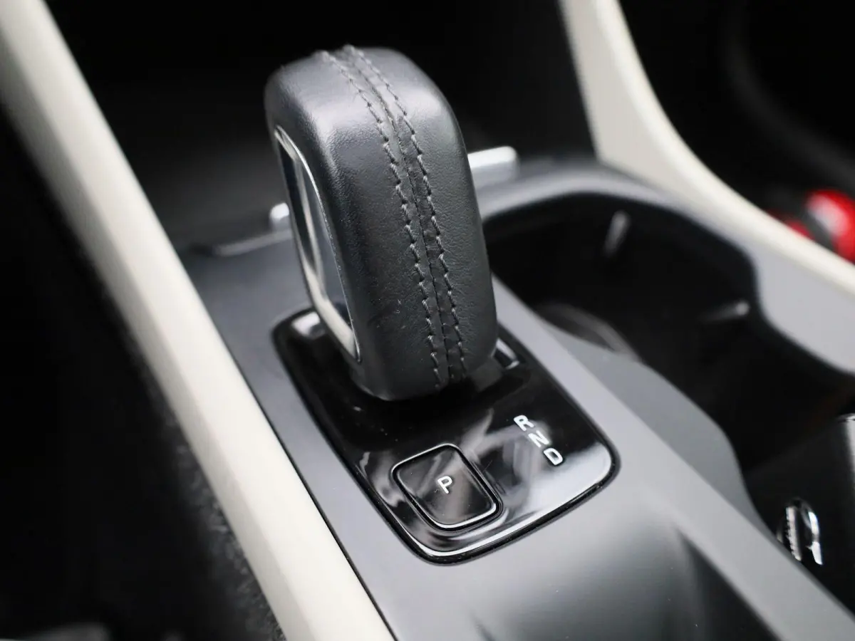 T5 Inscription | PANORAMADAK | ACHTERUITRIJCAMERA | STOELVERWARMING | STUURVERWARMING | APPLE CARPLAY - ANDROID AUTO | CLIMATE CONTROL | CRUISE CONTROL |