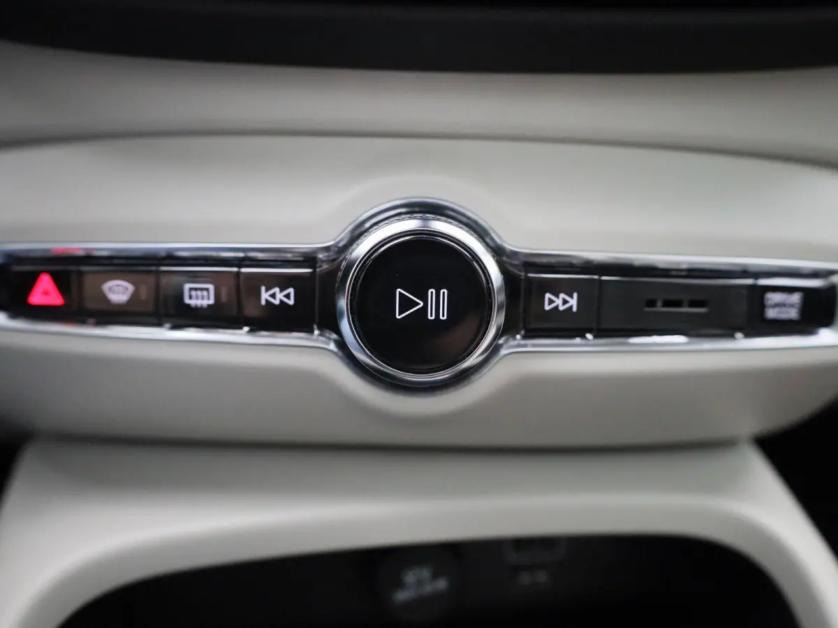 T5 Inscription | PANORAMADAK | ACHTERUITRIJCAMERA | STOELVERWARMING | STUURVERWARMING | APPLE CARPLAY - ANDROID AUTO | CLIMATE CONTROL | CRUISE CONTROL |