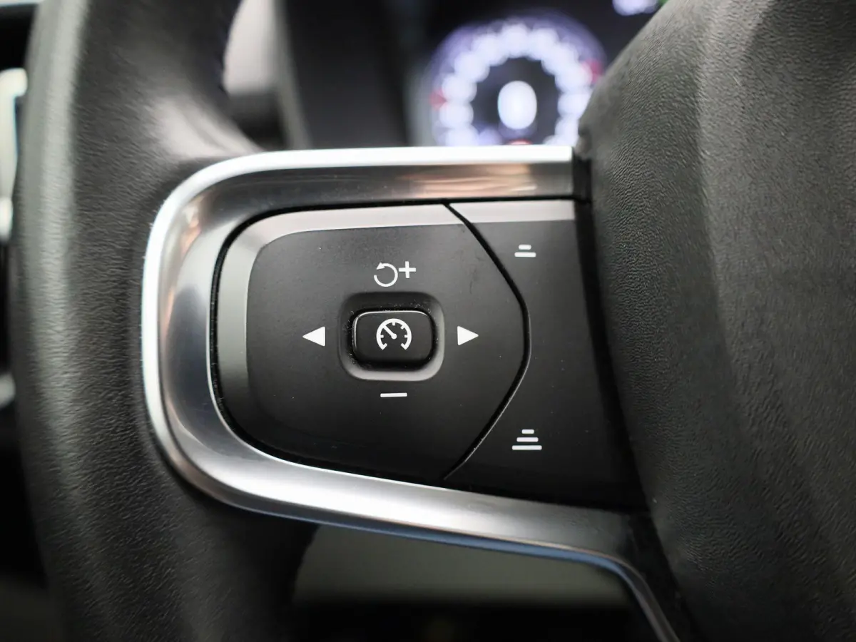 T5 Inscription | PANORAMADAK | ACHTERUITRIJCAMERA | STOELVERWARMING | STUURVERWARMING | APPLE CARPLAY - ANDROID AUTO | CLIMATE CONTROL | CRUISE CONTROL |