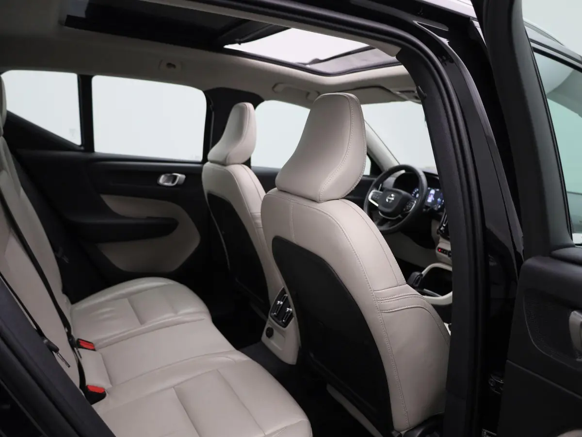 T5 Inscription | PANORAMADAK | ACHTERUITRIJCAMERA | STOELVERWARMING | STUURVERWARMING | APPLE CARPLAY - ANDROID AUTO | CLIMATE CONTROL | CRUISE CONTROL |