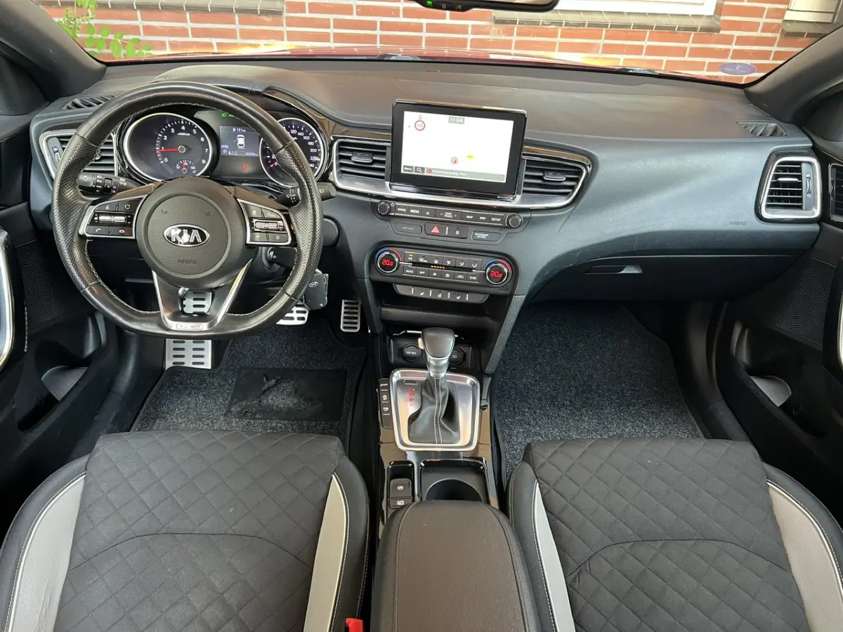 1.4 T-GDI GT-Line 4x NEW-BANDEN.LED.CAM.NAVI.VOLL!
