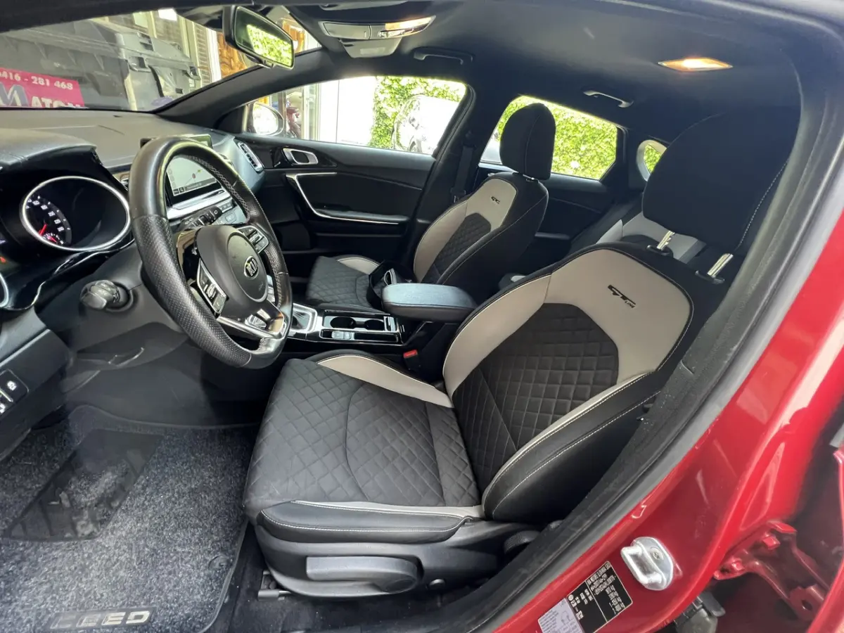 1.4 T-GDI GT-Line 4x NEW-BANDEN.LED.CAM.NAVI.VOLL!