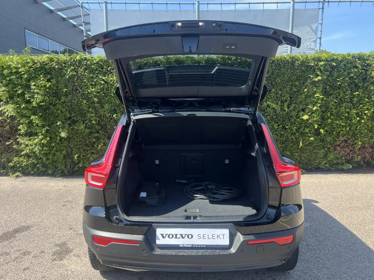 T5 Hybrid Plus Dark | 360 camera | Bliss | Harman kardon audio | Keyless | Cruise control |