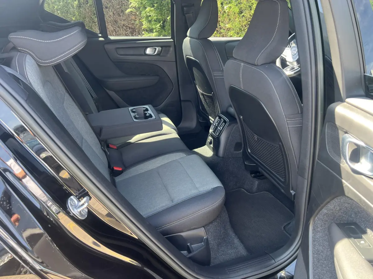 T5 Hybrid Plus Dark | 360 camera | Bliss | Harman kardon audio | Keyless | Cruise control |