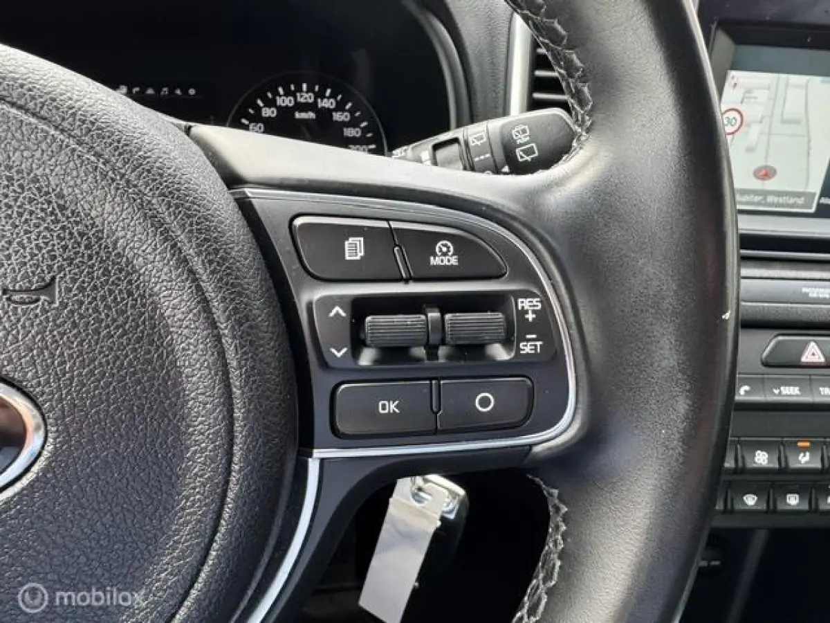 1.6 T-GDI DynamicLine , 1.900 trek gewicht , Navigatie , Camera achter + parkeerhulp , Trekhaak 13 polig , Cruise controle , Climate controle , dealer onderhouden