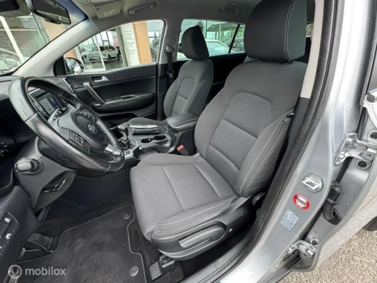 1.6 T-GDI DynamicLine , 1.900 trek gewicht , Navigatie , Camera achter + parkeerhulp , Trekhaak 13 polig , Cruise controle , Climate controle , dealer onderhouden