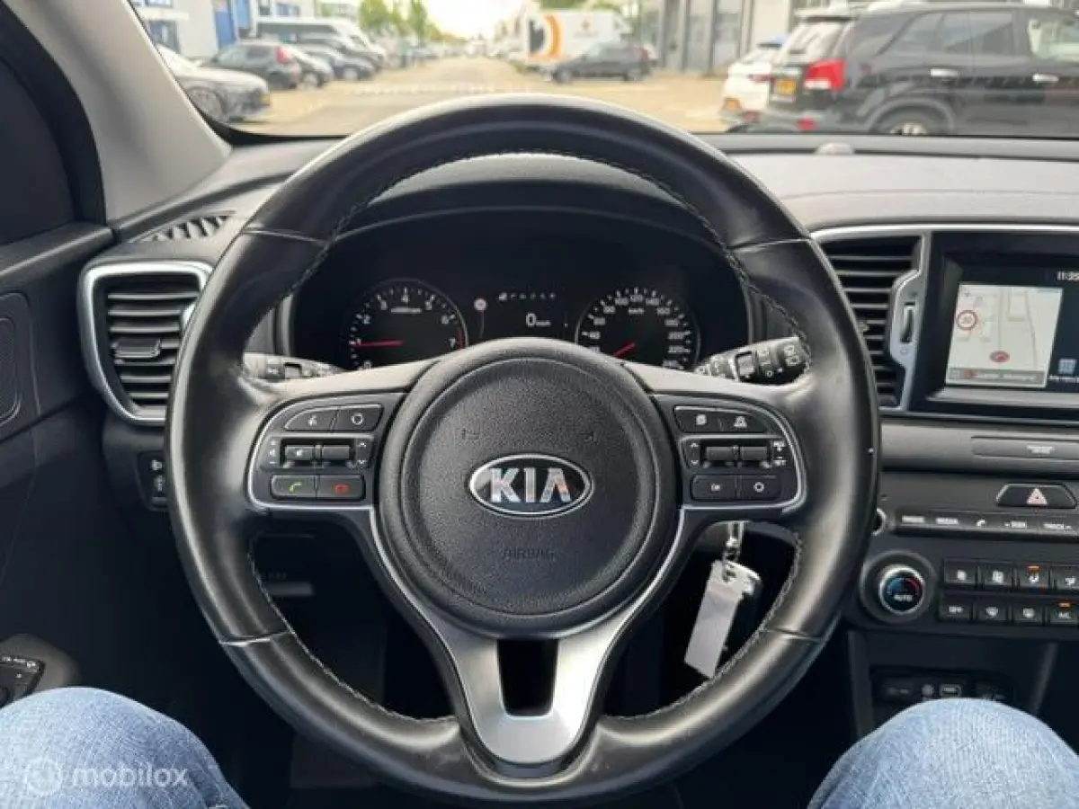 1.6 T-GDI DynamicLine , 1.900 trek gewicht , Navigatie , Camera achter + parkeerhulp , Trekhaak 13 polig , Cruise controle , Climate controle , dealer onderhouden