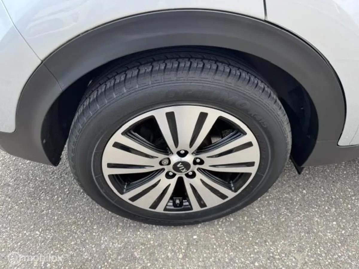 1.6 T-GDI DynamicLine , 1.900 trek gewicht , Navigatie , Camera achter + parkeerhulp , Trekhaak 13 polig , Cruise controle , Climate controle , dealer onderhouden