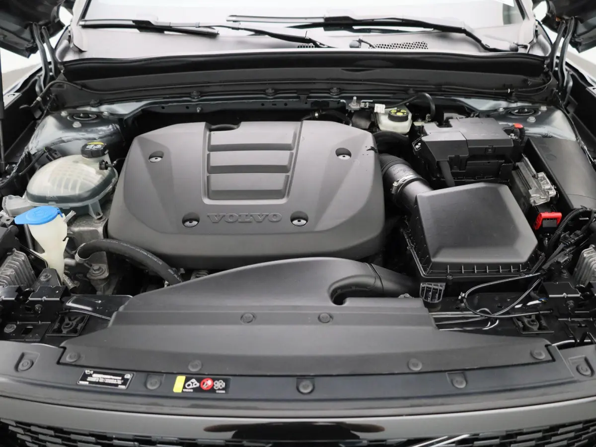 1.5 T3 R-Design | Camera | Parkeersensoren | Navigatie | Cruise Control |