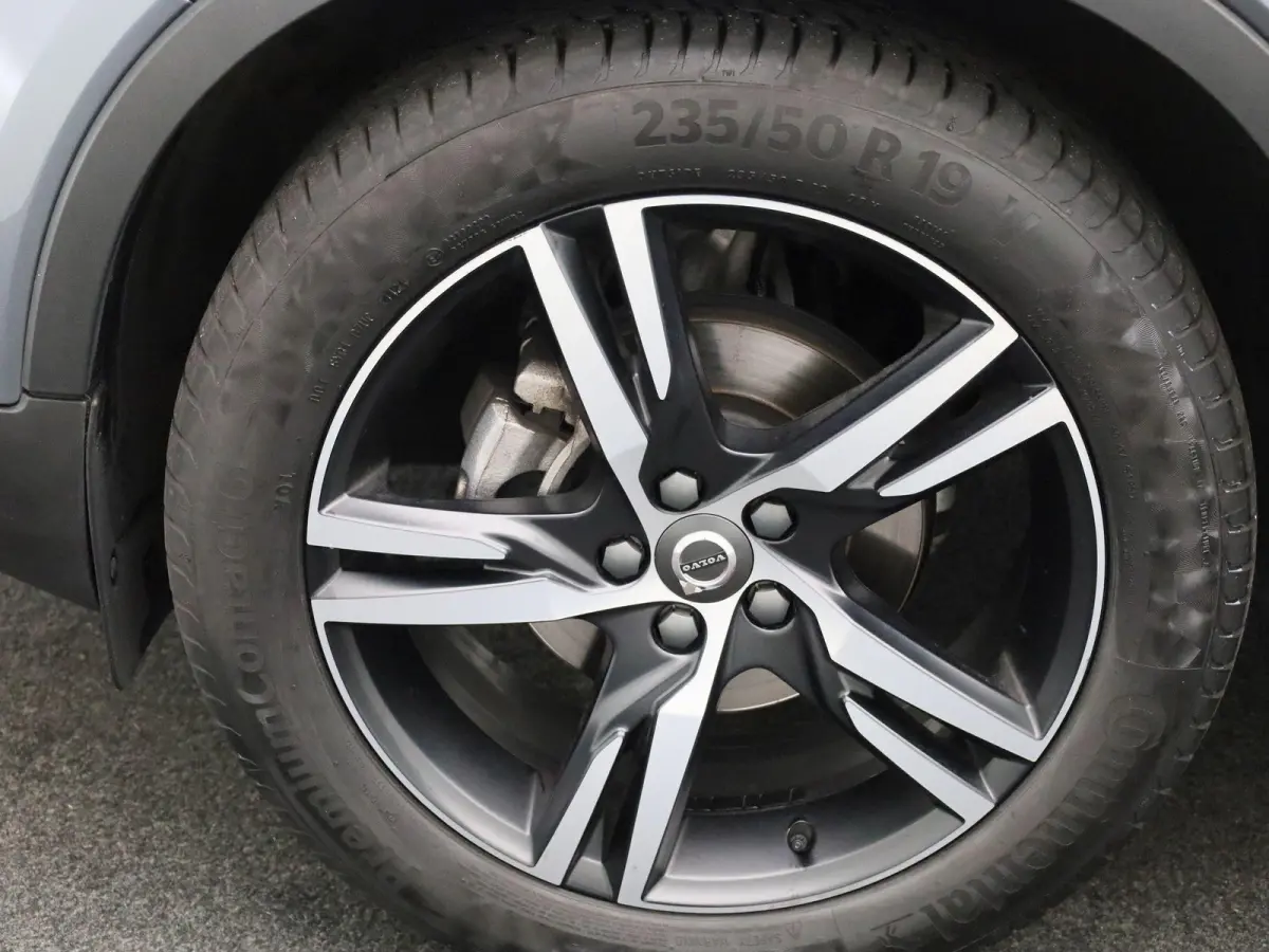 1.5 T3 R-Design | Camera | Parkeersensoren | Navigatie | Cruise Control |