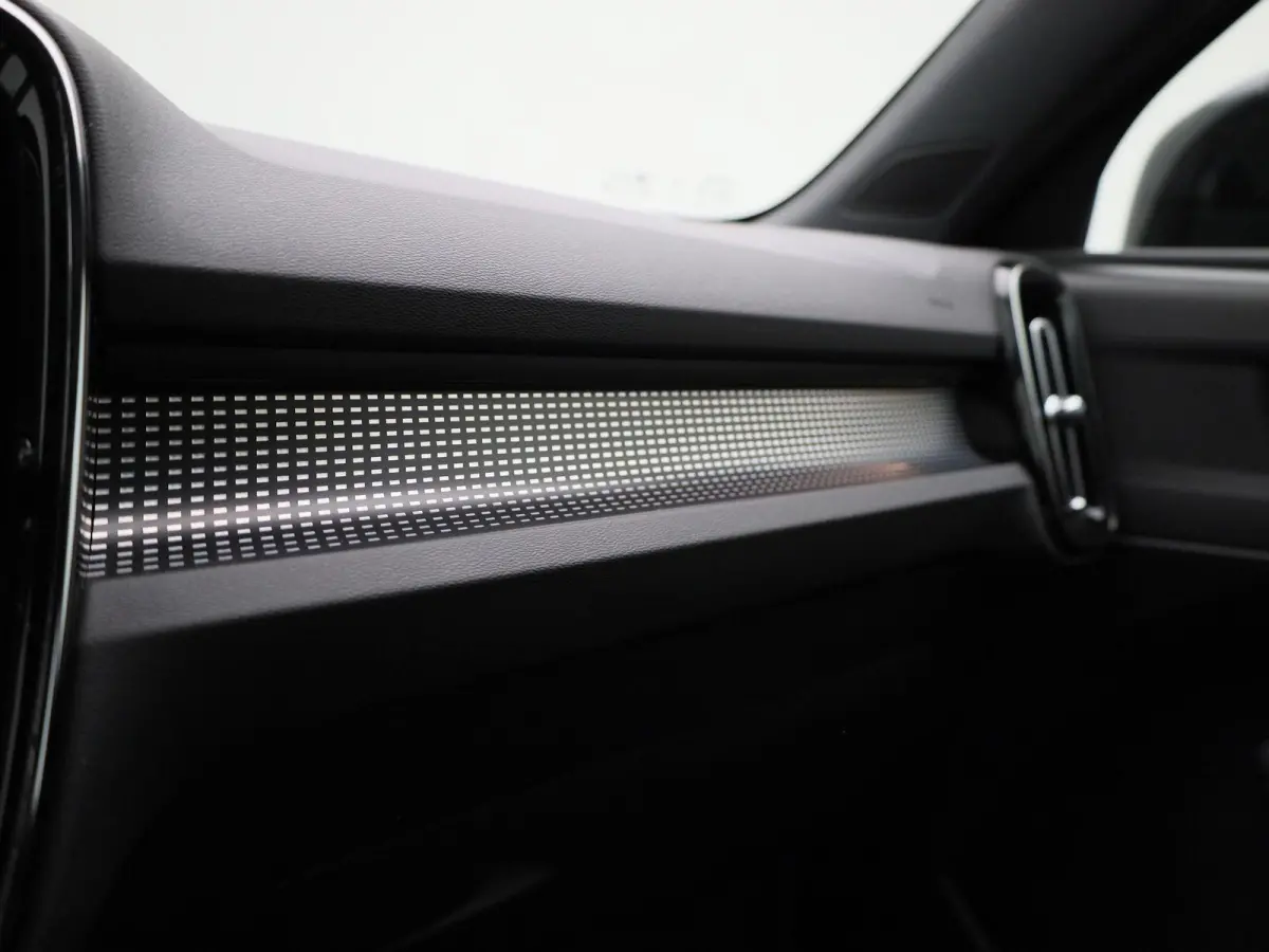 1.5 T3 R-Design | Camera | Parkeersensoren | Navigatie | Cruise Control |