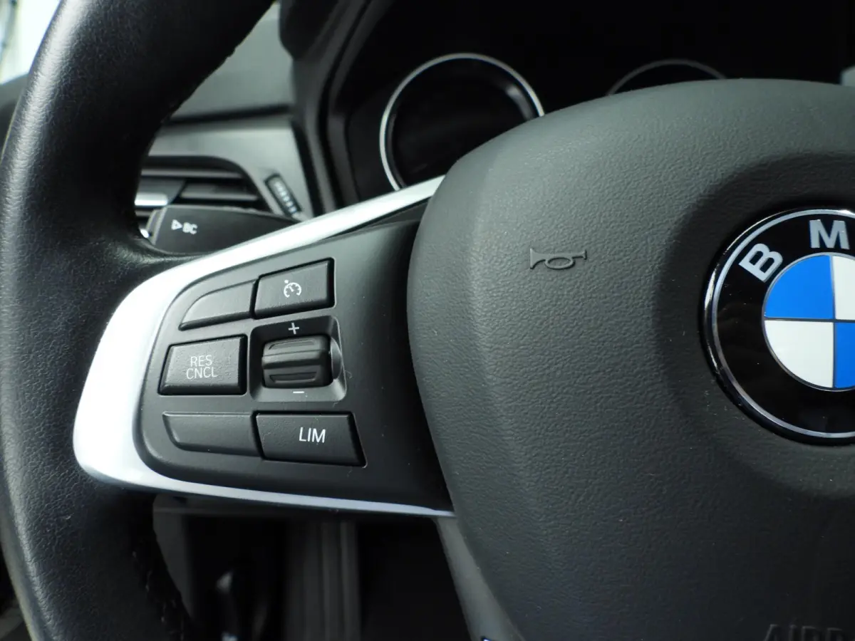 225xe | LED | Navigatie | Sportstoelen | Stoelverwarming | Keyles go | DAB | Hifi speakers | Alu 18 inch