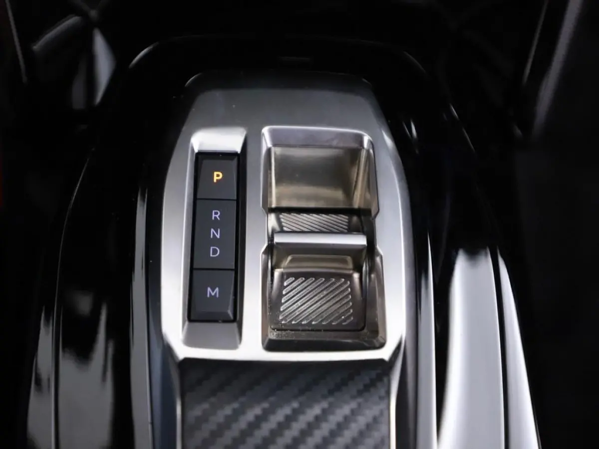 1.2T Hybrid 145PK GT Led/Keyless/360.Camera/Nav/ Ad.Cruise/Carplay/H.Leder.Sportstoelen/Blindspot