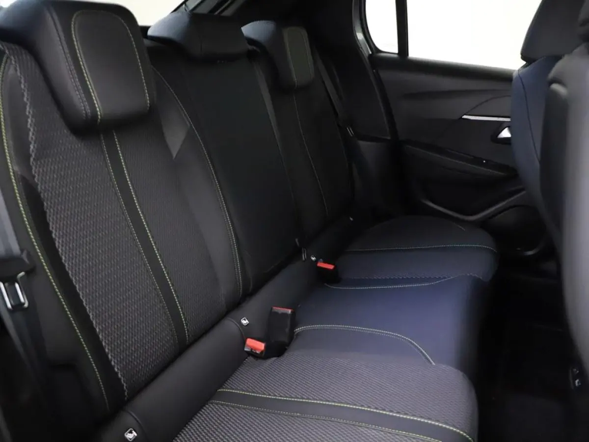 1.2T Hybrid 145PK GT Led/Keyless/360.Camera/Nav/ Ad.Cruise/Carplay/H.Leder.Sportstoelen/Blindspot