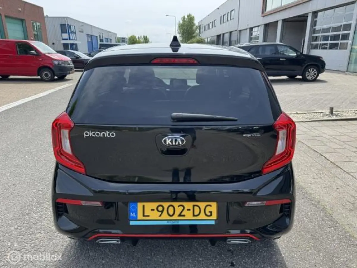 1.0 DPi GT-Line , GT Interieur , GT Voor- & Achter bumpers , Navigatie & Camera , Bluetooth , Apple carplay & Android auto, Speciale sportive uitvoering