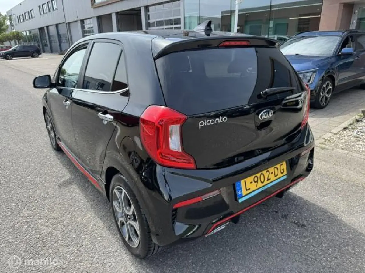 1.0 DPi GT-Line , GT Interieur , GT Voor- & Achter bumpers , Navigatie & Camera , Bluetooth , Apple carplay & Android auto, Speciale sportive uitvoering