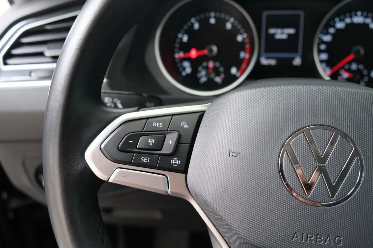 1.5 TSI Life - N.A.P. Airco, Cruise, Navi, PDC, Carplay, Trekhaak.