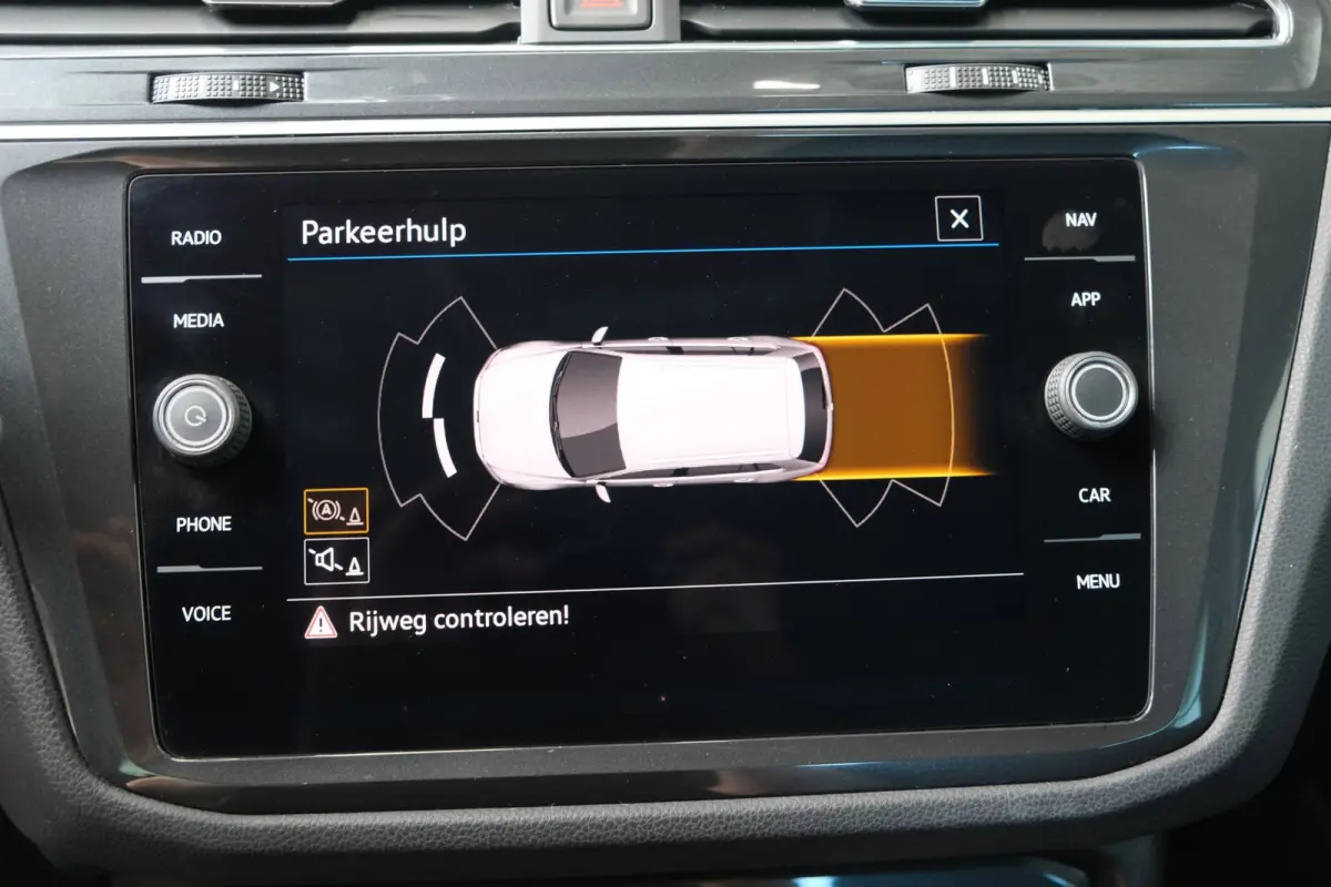 1.5 TSI Life - N.A.P. Airco, Cruise, Navi, PDC, Carplay, Trekhaak.