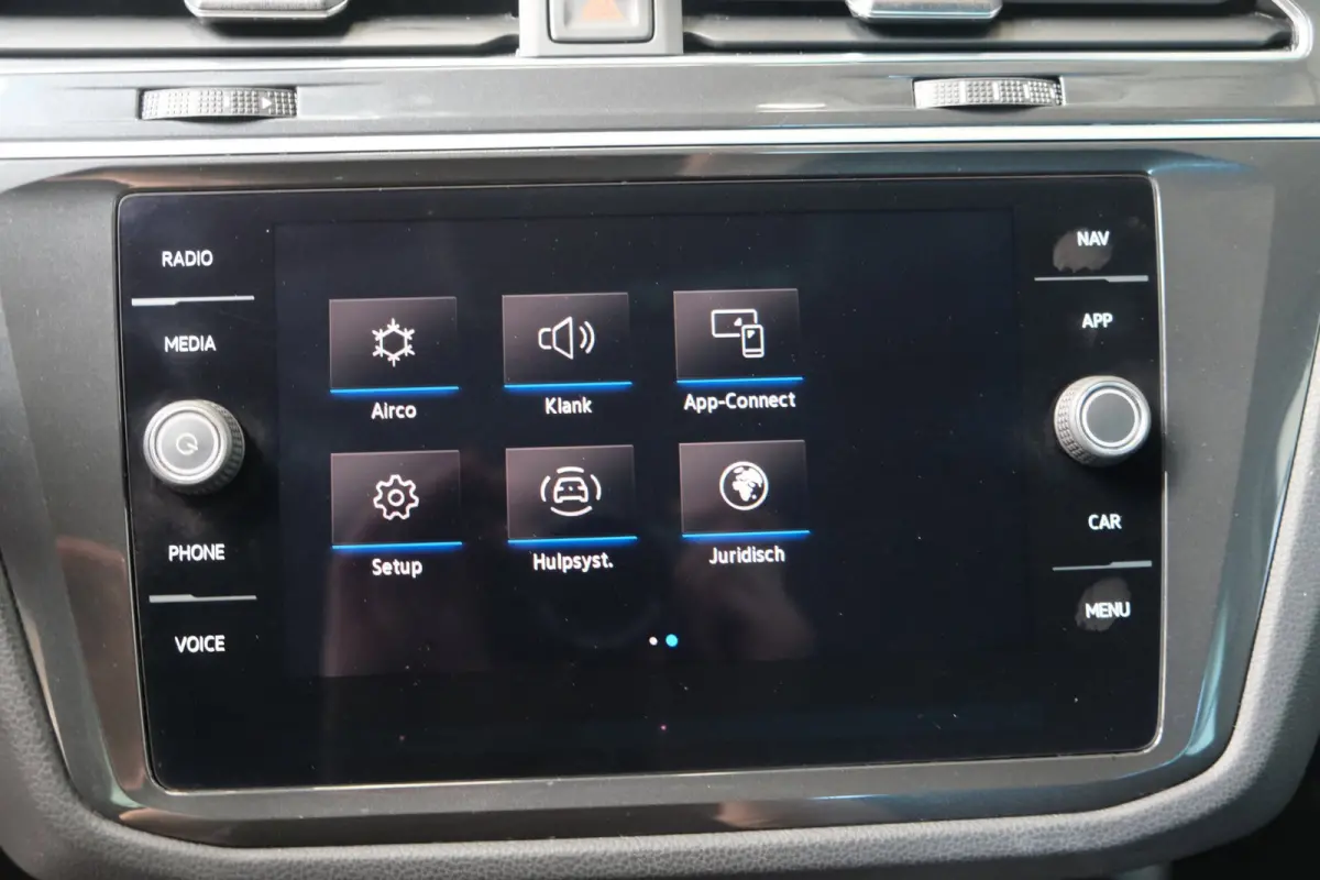 1.5 TSI Life - N.A.P. Airco, Cruise, Navi, PDC, Carplay, Trekhaak.