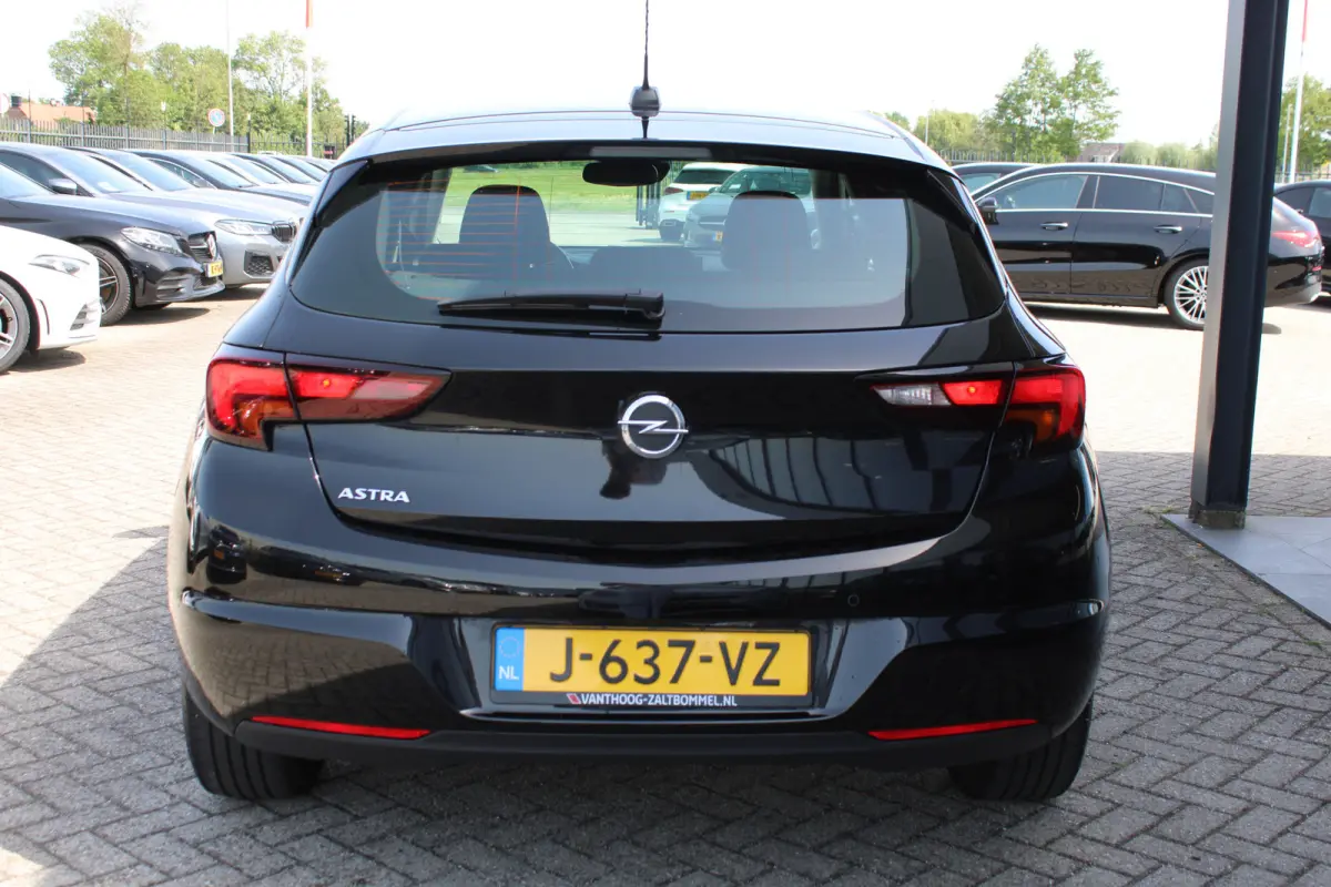 1.2T 130PK Business Edition AGR STOELEN NAVI CAMERA