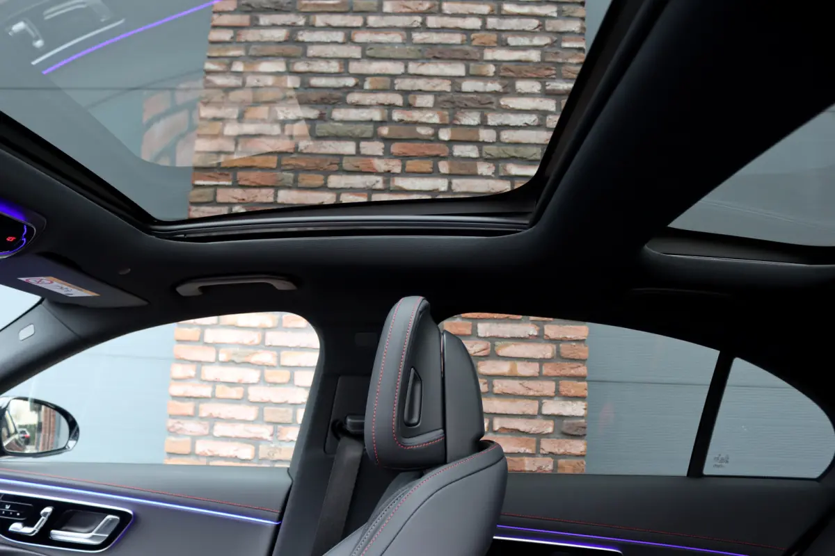 AMG 53 4MATIC+ Premium | 585pk | Hyperscreen | Achterasbesturing | Distronic | Burmester | HUD | Digital Light | Stoelverwarming | Surround Camera | Keyless Go |