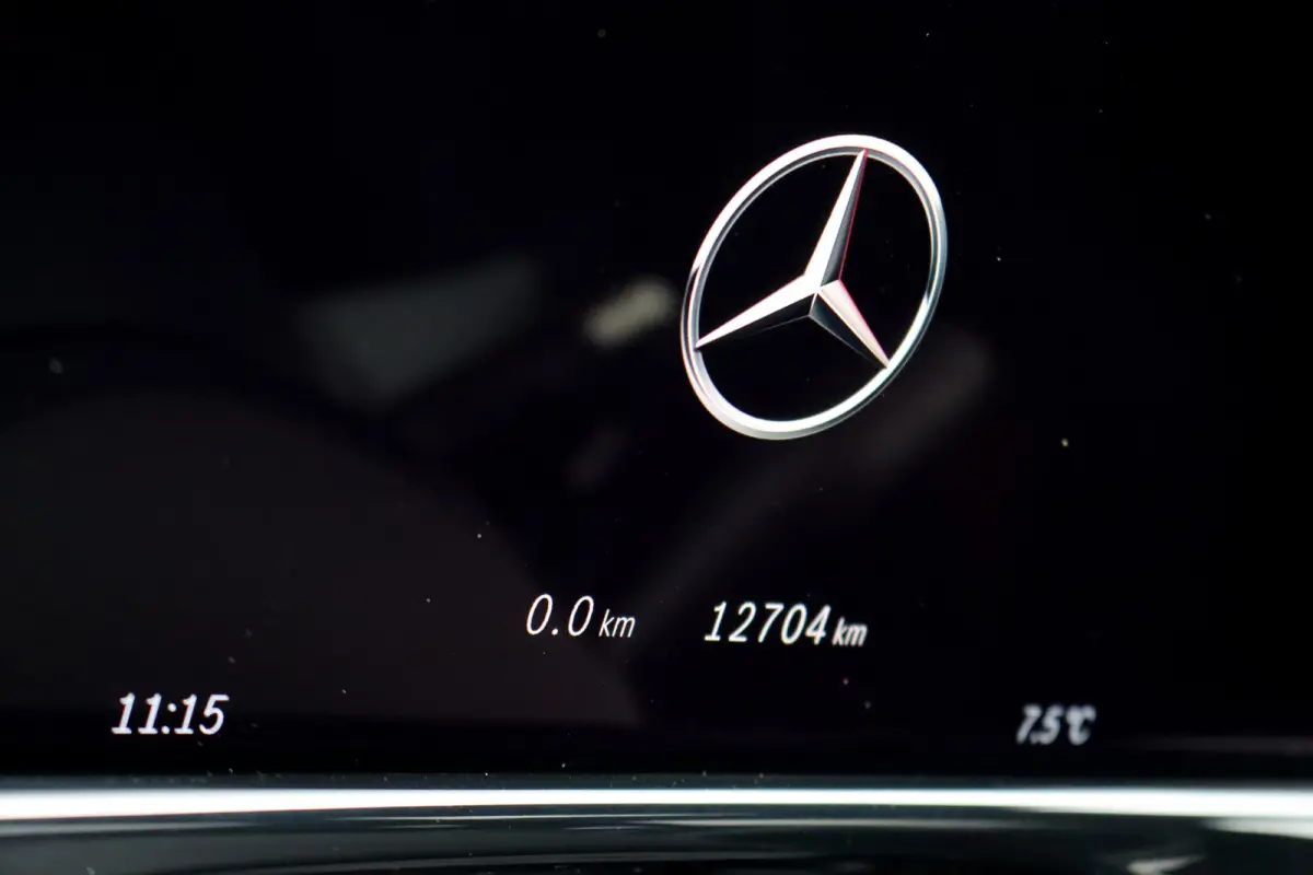 AMG 53 4MATIC+ Premium | 585pk | Hyperscreen | Achterasbesturing | Distronic | Burmester | HUD | Digital Light | Stoelverwarming | Surround Camera | Keyless Go |