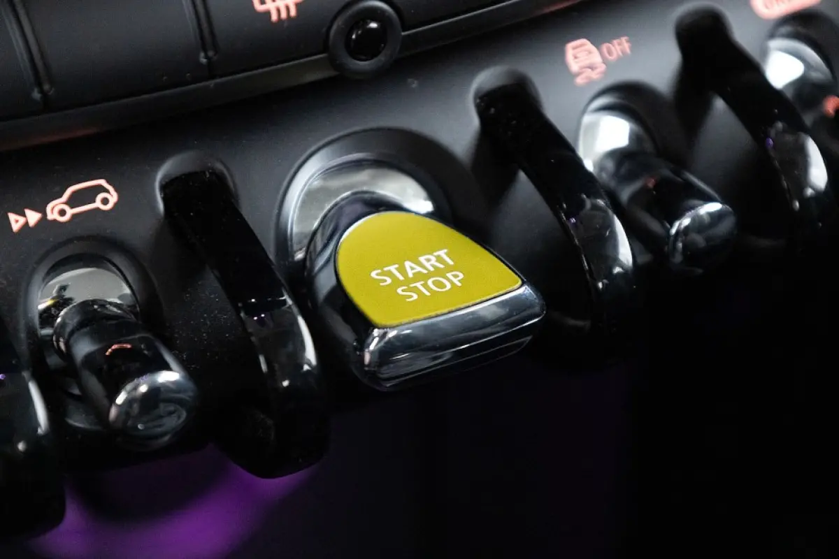 Mini SE 33 kWh | Sportstoelen | Full LED | NAVI | ECC | SOH: 99% |