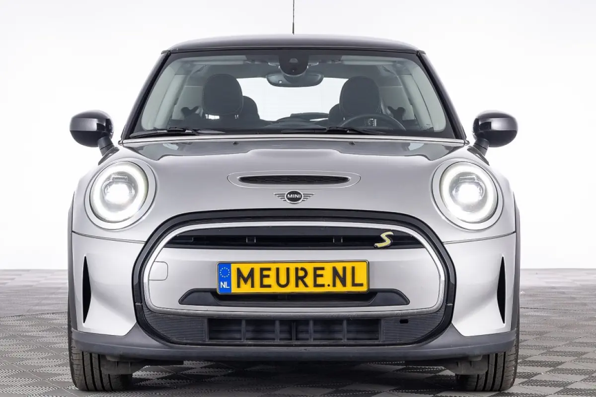 Mini SE 33 kWh | Sportstoelen | Full LED | NAVI | ECC | SOH: 99% |