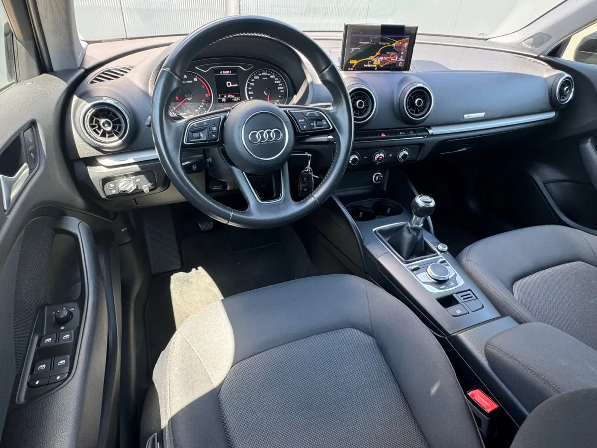 30 TFSI Pro Line * Navigatiesysteem * Cruise Control * Parkeersensoren *