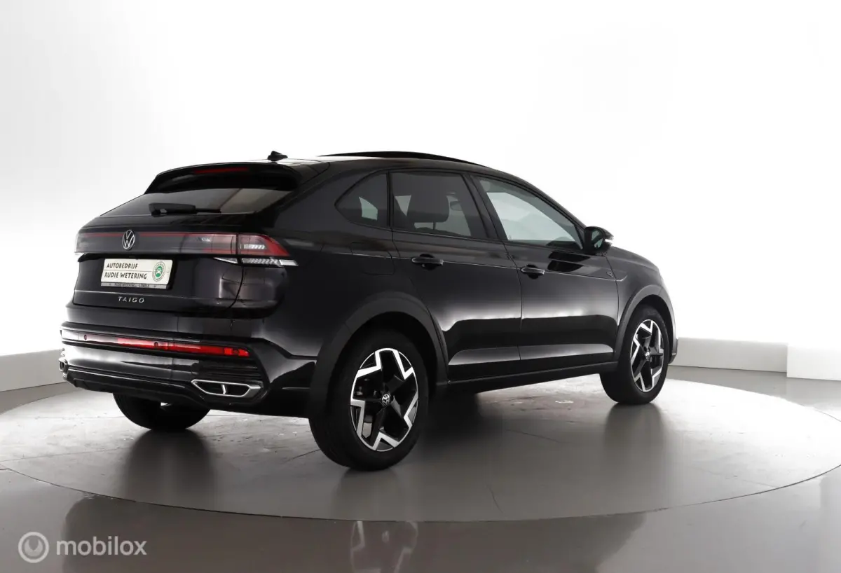 1.0 TSI Automaat R-Line pano|led|dab|pdc|lmv17