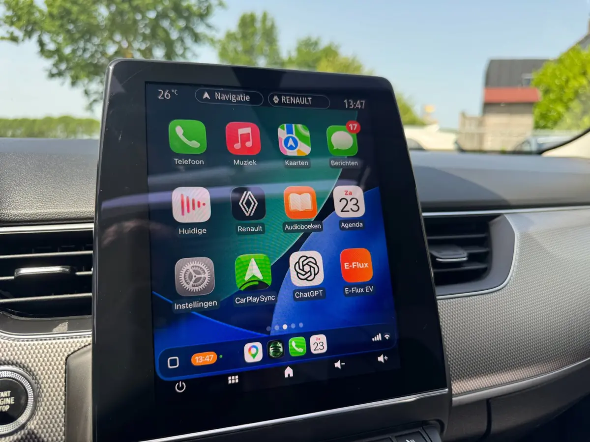 1.6 E-Tech Hybrid 145 Intens TREKHAAK / PANO / LEDER / LED / CARPLAY / STOELVERW. / ELEKTR STOEL / CRUISE / CAMERA