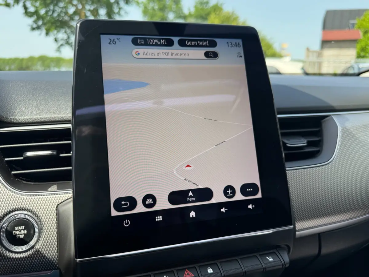 1.6 E-Tech Hybrid 145 Intens TREKHAAK / PANO / LEDER / LED / CARPLAY / STOELVERW. / ELEKTR STOEL / CRUISE / CAMERA