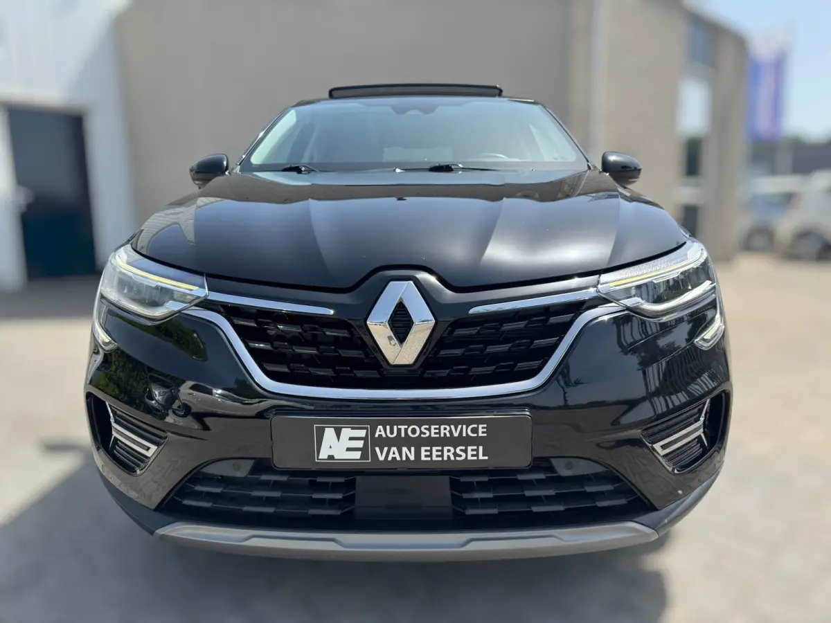 1.6 E-Tech Hybrid 145 Intens TREKHAAK / PANO / LEDER / LED / CARPLAY / STOELVERW. / ELEKTR STOEL / CRUISE / CAMERA