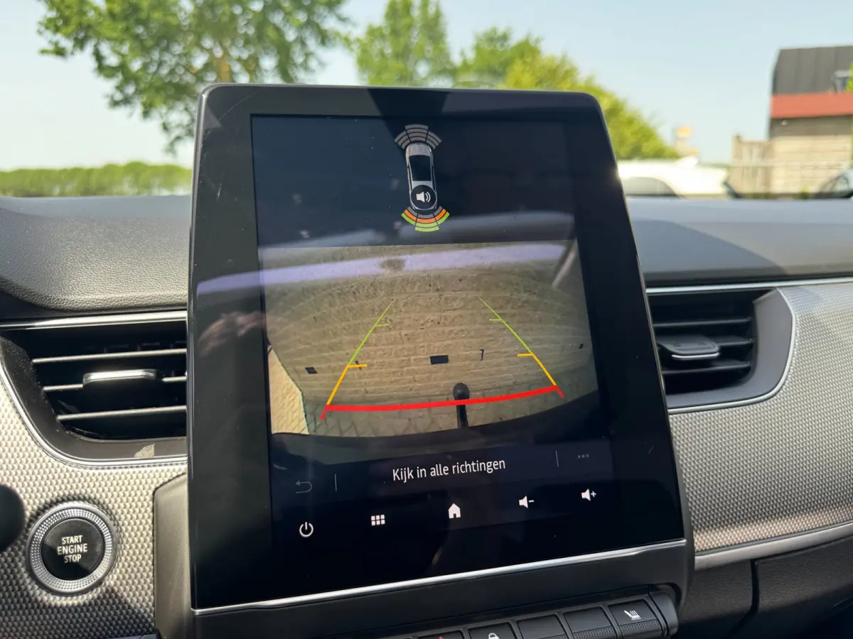 1.6 E-Tech Hybrid 145 Intens TREKHAAK / PANO / LEDER / LED / CARPLAY / STOELVERW. / ELEKTR STOEL / CRUISE / CAMERA