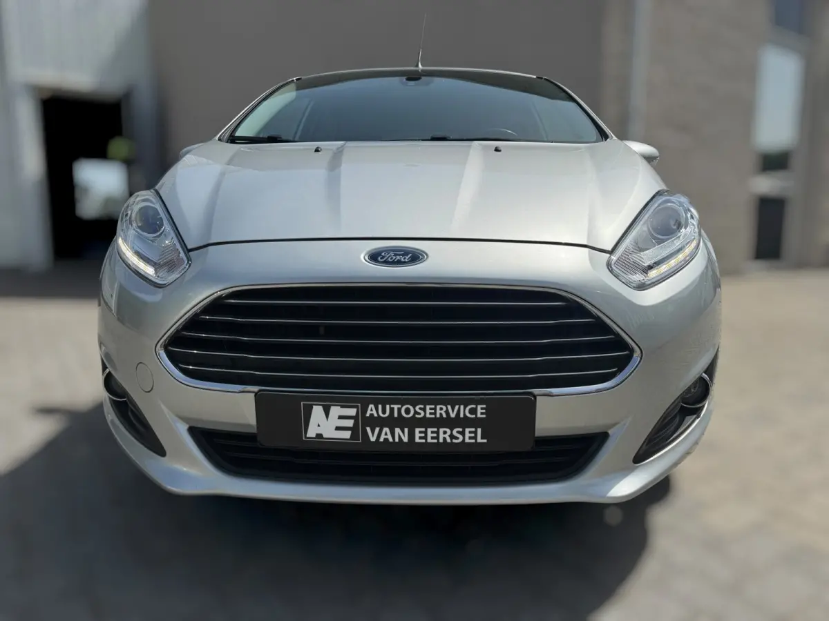 1.0 EcoBoost Titanium 1E EIGENAAR / KEYLESS GO / PDC / NAVI / CRUISE CONTROL / ZWARTE LMV /