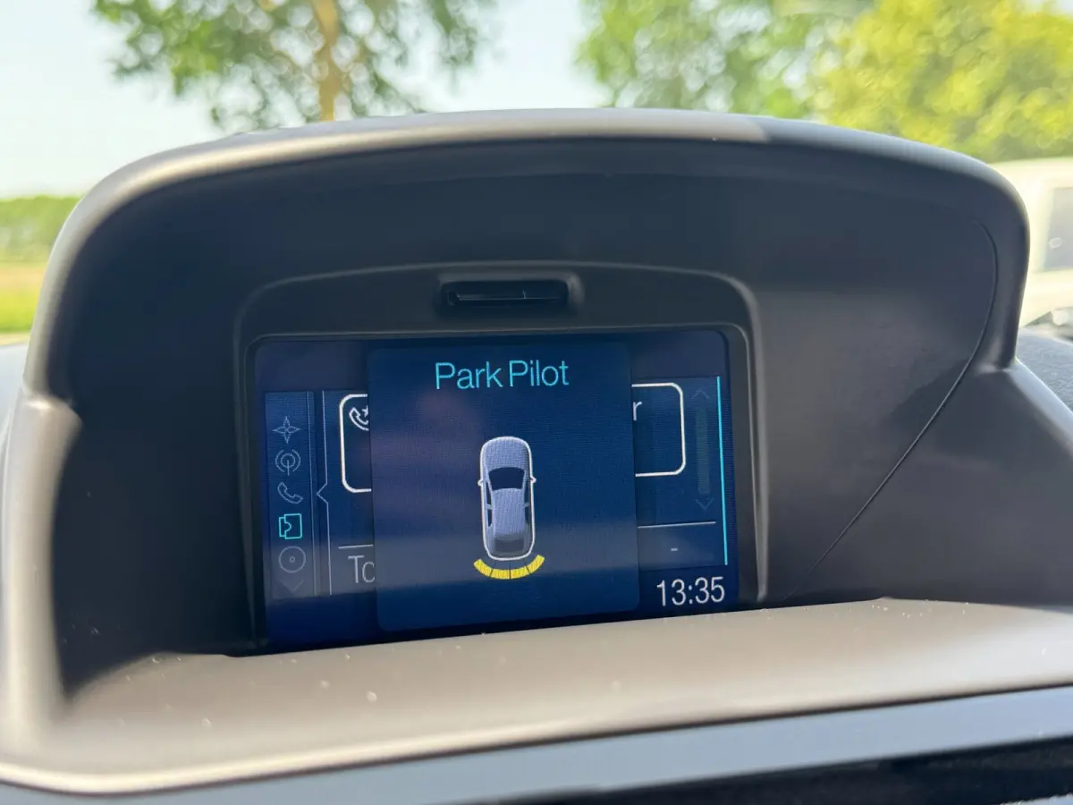 1.0 EcoBoost Titanium 1E EIGENAAR / KEYLESS GO / PDC / NAVI / CRUISE CONTROL / ZWARTE LMV /