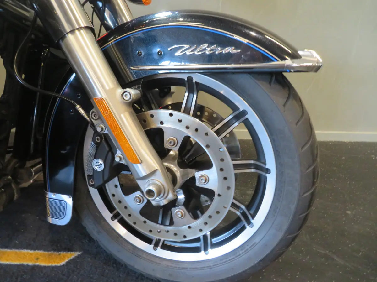 FLHTCU ULTRA GLIDE LIMITED TOPPER!