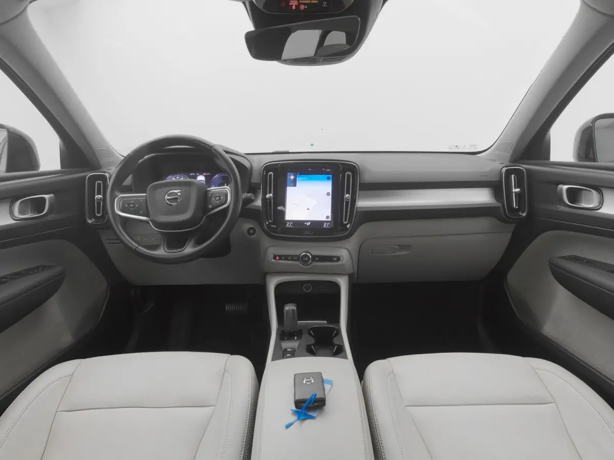 1.5 T5 Recharge Business Pro | PANO | CAMERA | LEDER
