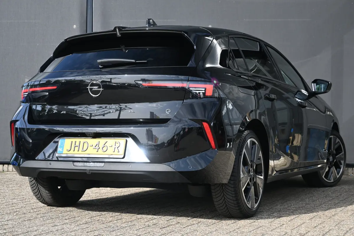 54 kWh Business Edition 99%SOH! tot 8 Jaar Garantie! | AGR-Comfortstoel | Stuur/Stoelverwarming | Achteruitrijcamera | Full-LED | Climate Control | !!