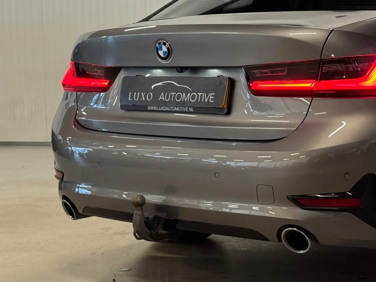 330e High Executive | M-SPORT | SCHUIF/KANTEL | ACC | HUD | TREKHAAK
