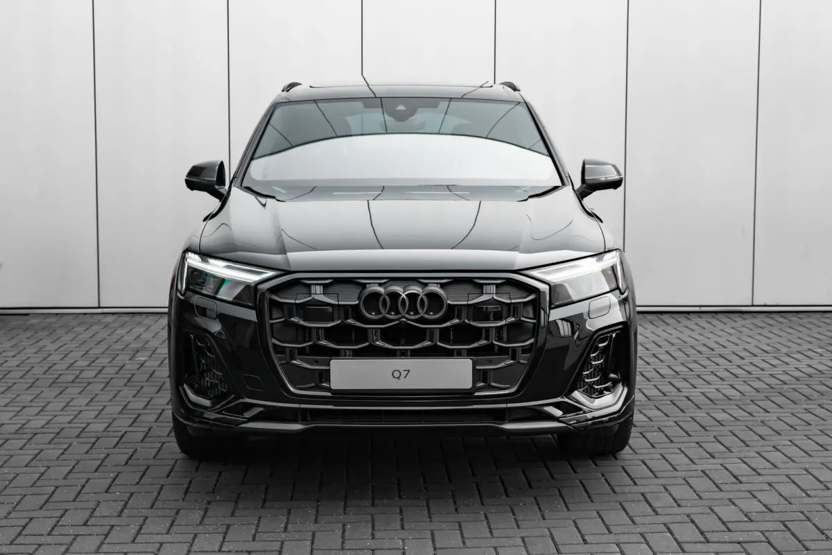 Pro Line S 55 TFSI e quattro 394 pk | Achterbank plus | Achterlichten in LED-techniek | Adaptive air suspension