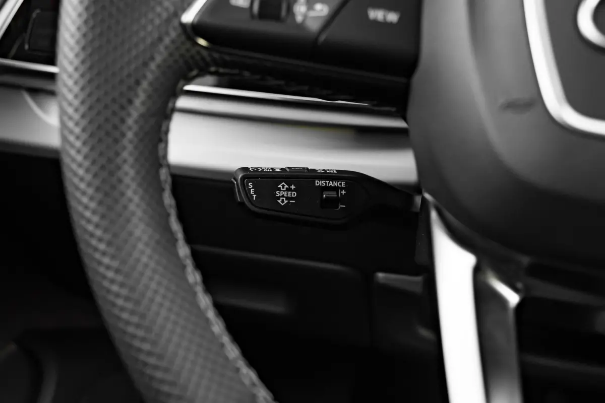 Pro Line S 55 TFSI e quattro 394 pk | Achterbank plus | Achterlichten in LED-techniek | Adaptive air suspension