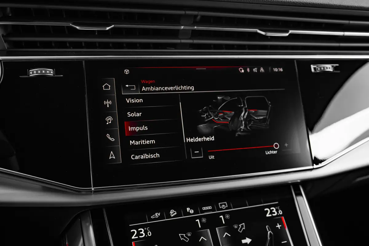 Pro Line S 55 TFSI e quattro 394 pk | Achterbank plus | Achterlichten in LED-techniek | Adaptive air suspension