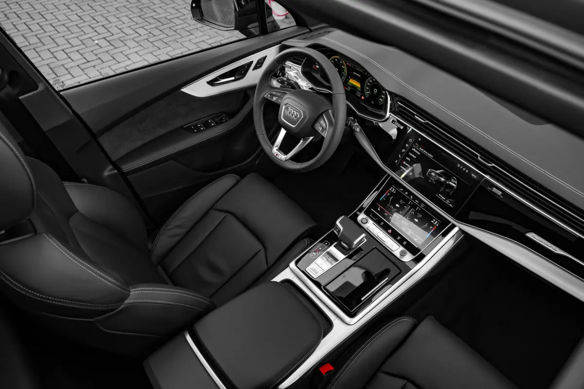 Pro Line S 55 TFSI e quattro 394 pk | Achterbank plus | Achterlichten in LED-techniek | Adaptive air suspension