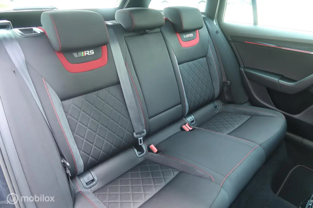 2.0 TSI RS 245 PANODAK,CANTON AUDIO,ACC