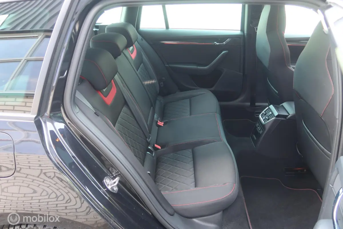 2.0 TSI RS 245 PANODAK,CANTON AUDIO,ACC