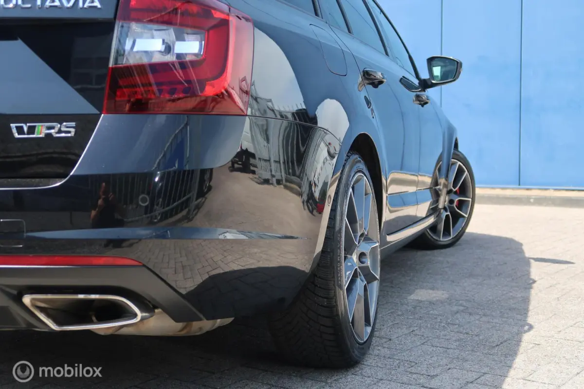 2.0 TSI RS 245 PANODAK,CANTON AUDIO,ACC